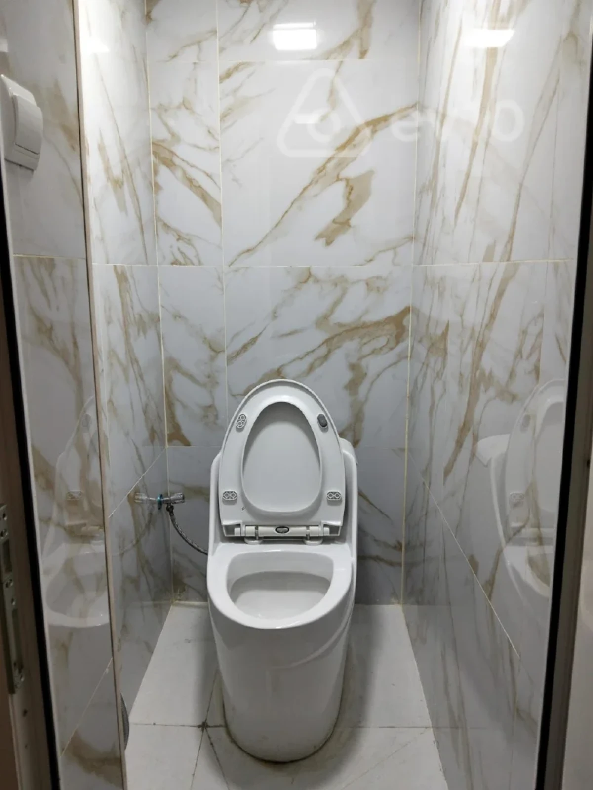 Satılır 3 otaqlı köhnə tikili 65 m²