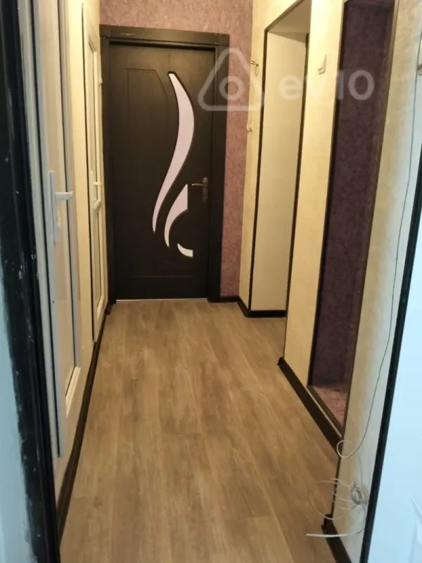 Satılır 3 otaqlı köhnə tikili 65 m²