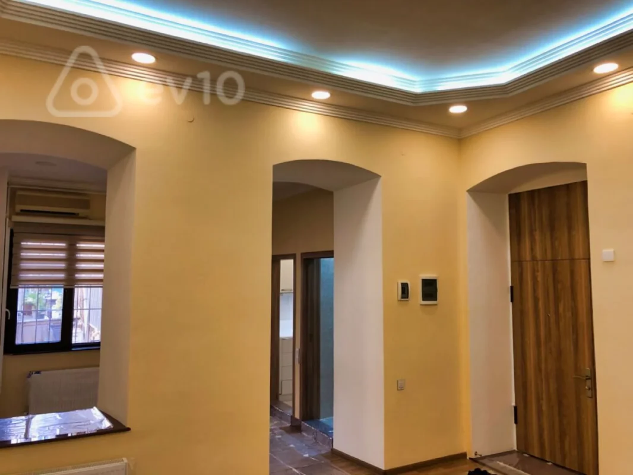 Kirayə verilir 3 otaqlı ofis 130 m²