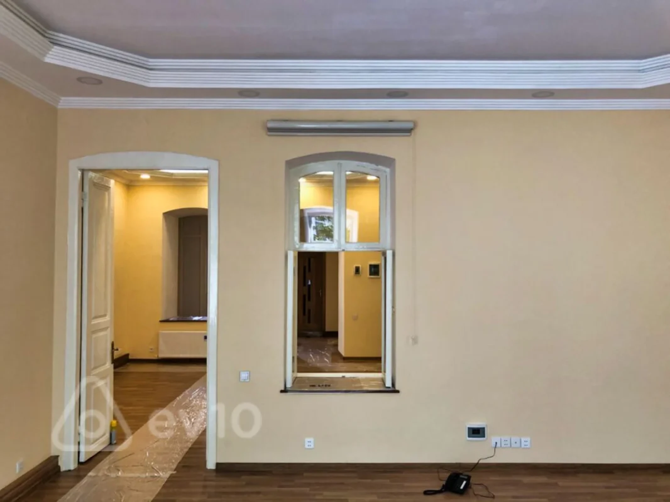 Kirayə verilir 3 otaqlı ofis 130 m²