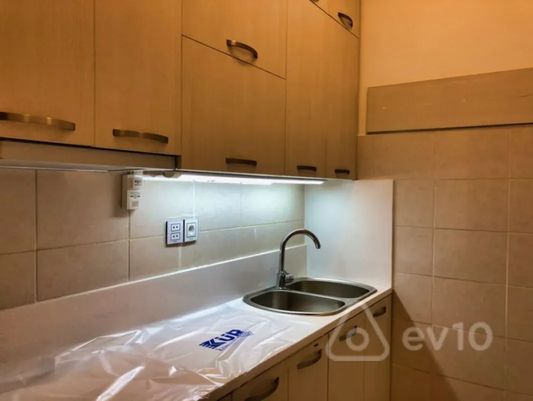 Kirayə verilir 3 otaqlı ofis 130 m²