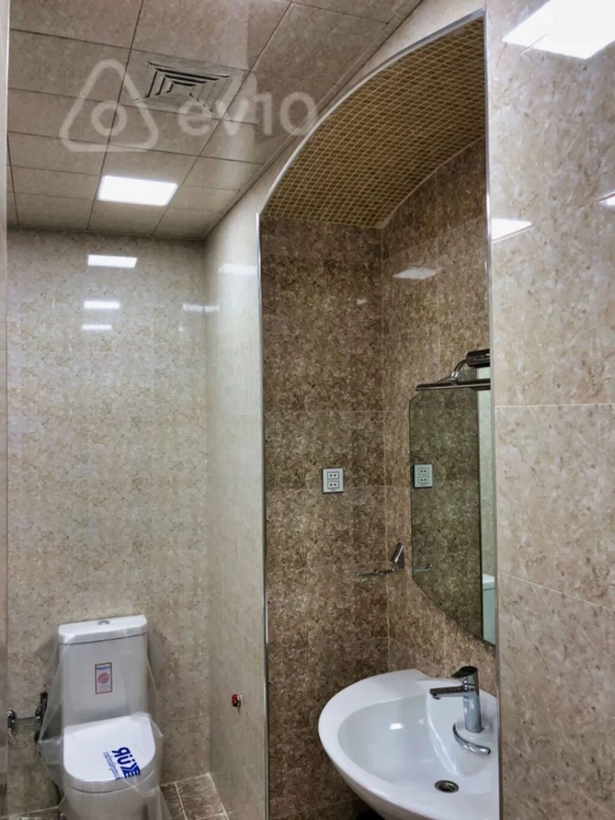 Kirayə verilir 3 otaqlı ofis 130 m²