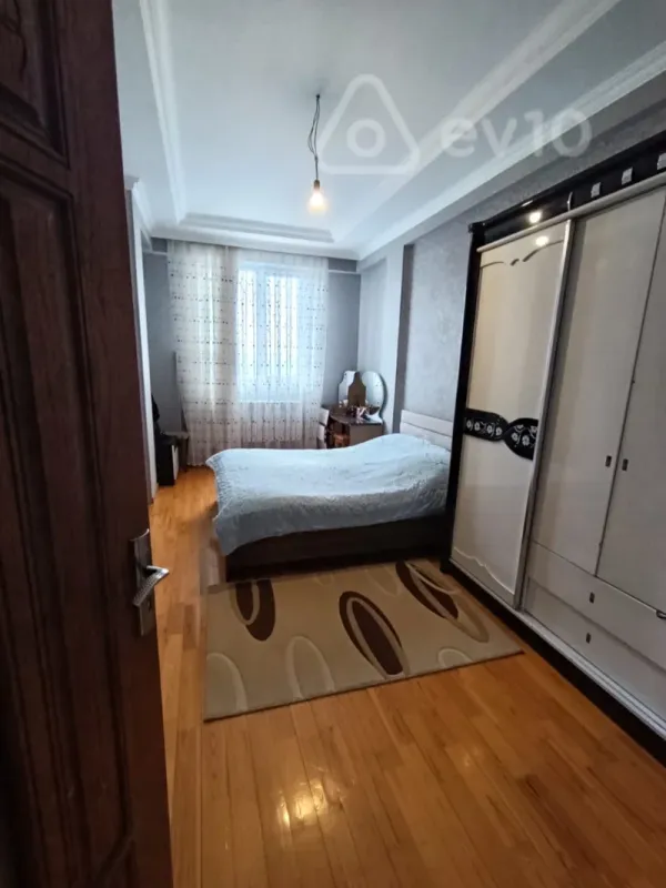 Kirayə verilir 3 otaqlı yeni tikili 100 m²