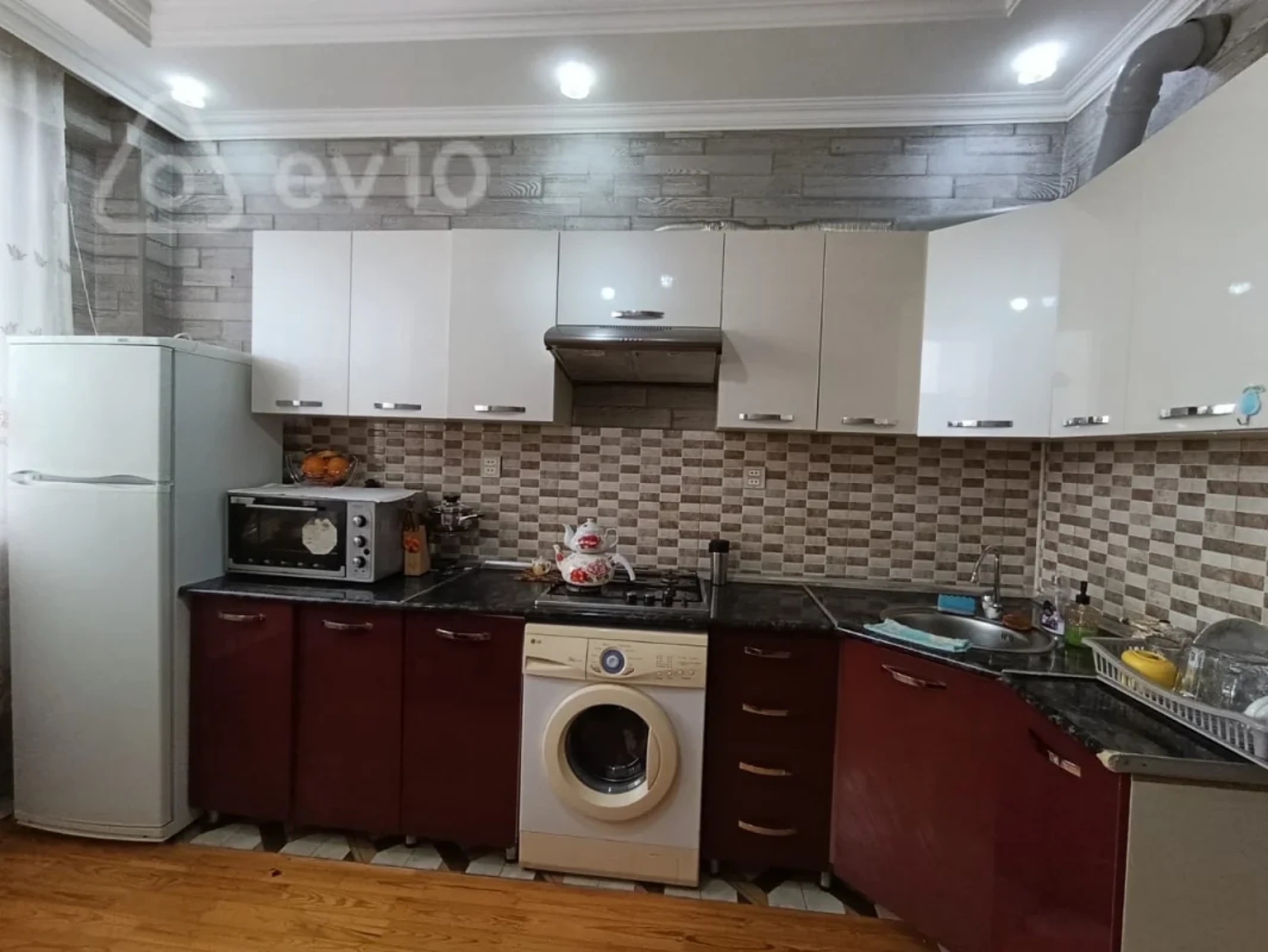 Kirayə verilir 3 otaqlı yeni tikili 100 m²