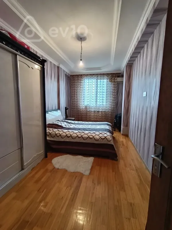 Kirayə verilir 3 otaqlı yeni tikili 100 m²