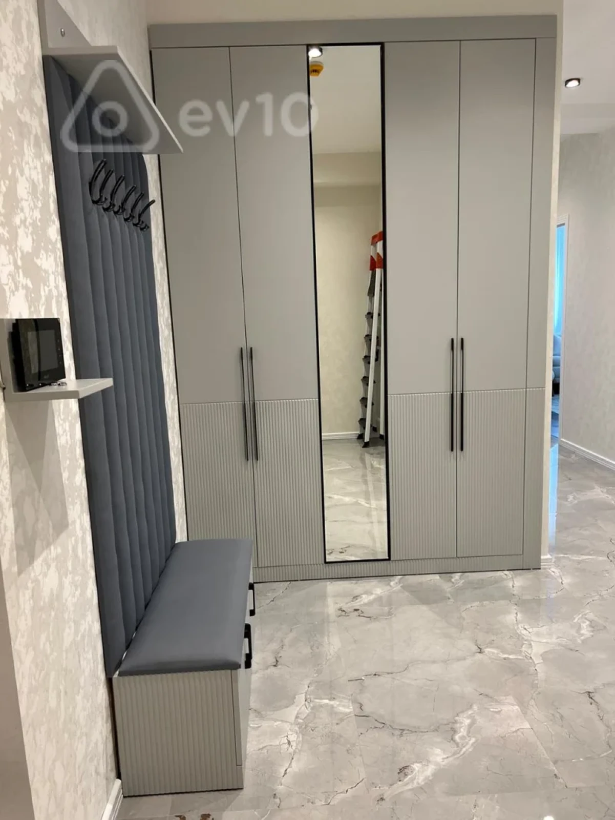 Kirayə verilir 3 otaqlı yeni tikili 120 m²