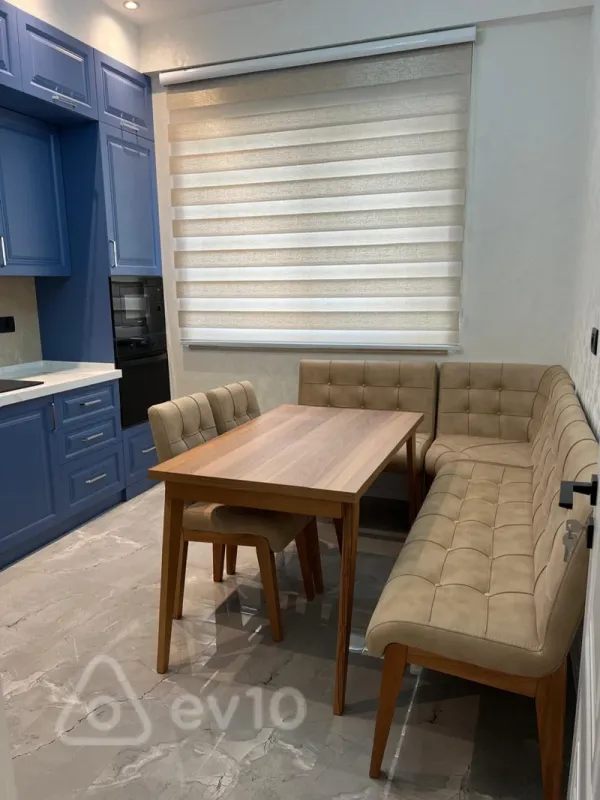 Kirayə verilir 3 otaqlı yeni tikili 120 m²