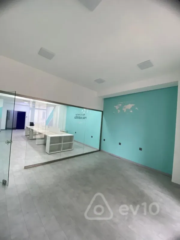 Kirayə verilir 2 otaqlı ofis 75 m²