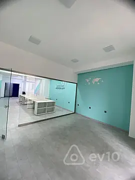 Kirayə verilir 2 otaqlı ofis 75 m²