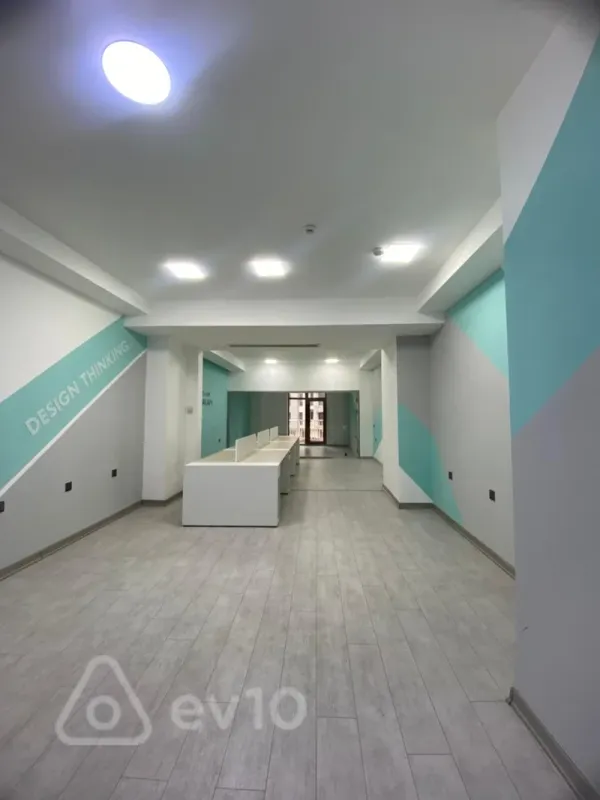 Kirayə verilir 2 otaqlı ofis 75 m²