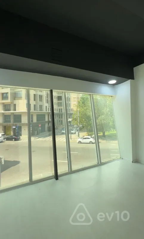 Kirayə verilir 2 otaqlı ofis 100 m²