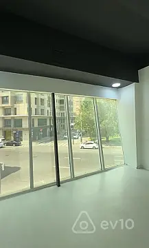 Kirayə verilir 2 otaqlı ofis 100 m²