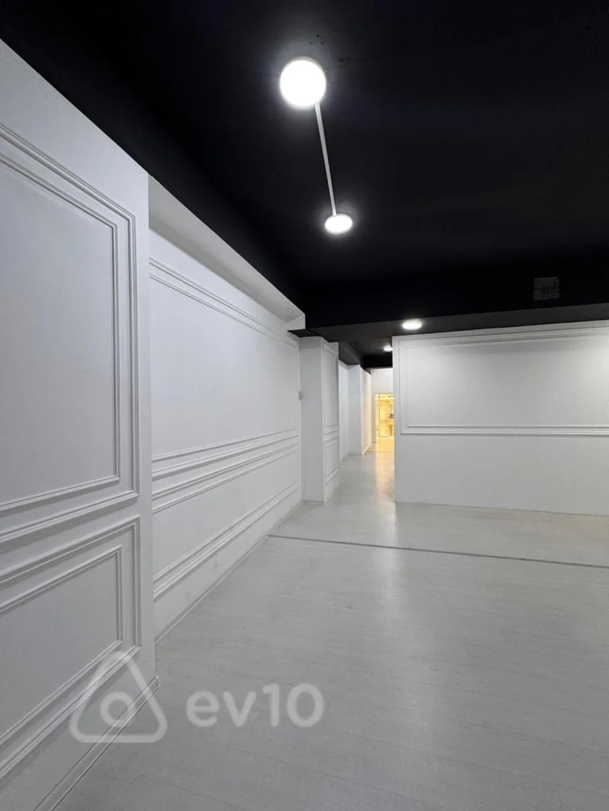 Kirayə verilir 2 otaqlı ofis 100 m²