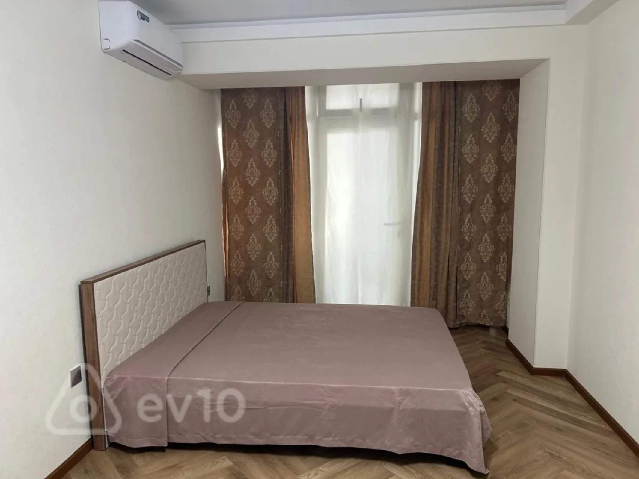 Kirayə verilir 1 otaqlı köhnə tikili 45 m²