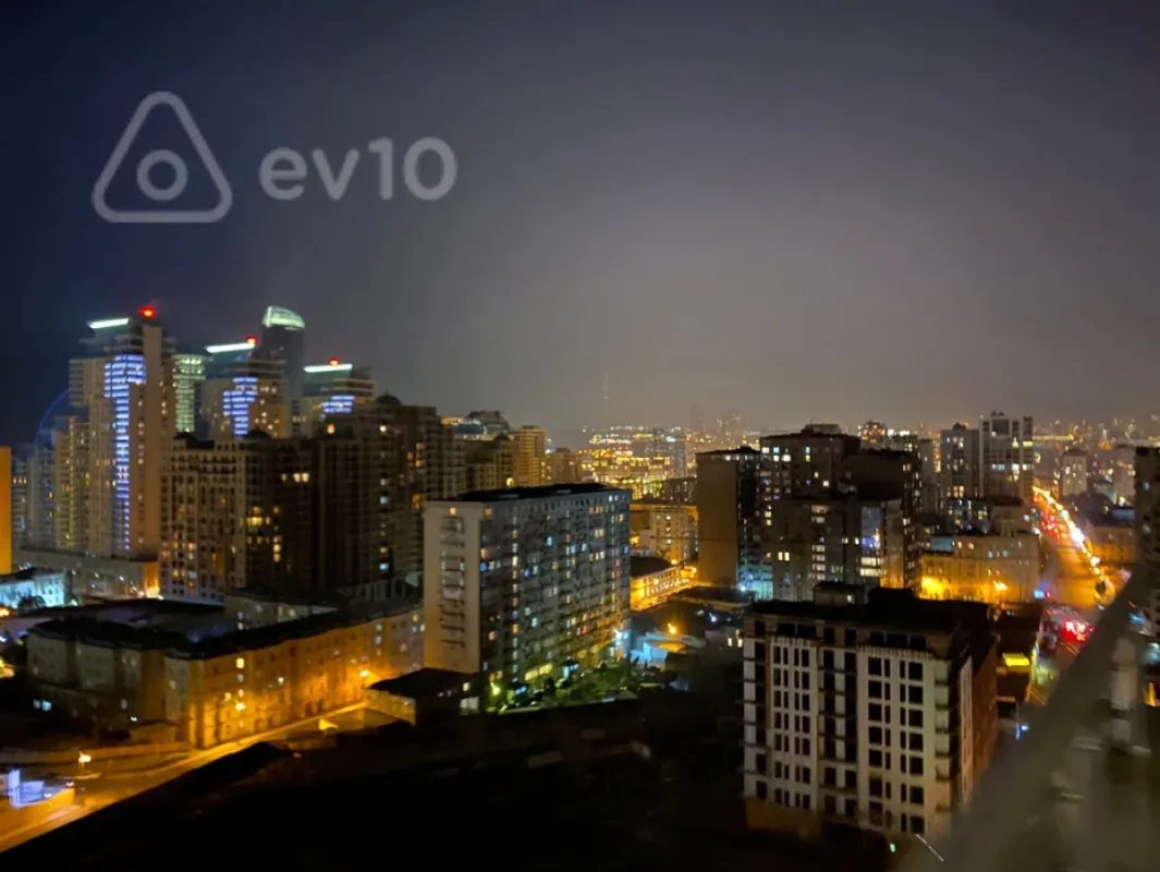 Kirayə verilir 3 otaqlı yeni tikili 100 m²