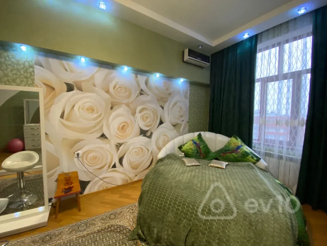 Kirayə verilir 3 otaqlı yeni tikili 100 m²