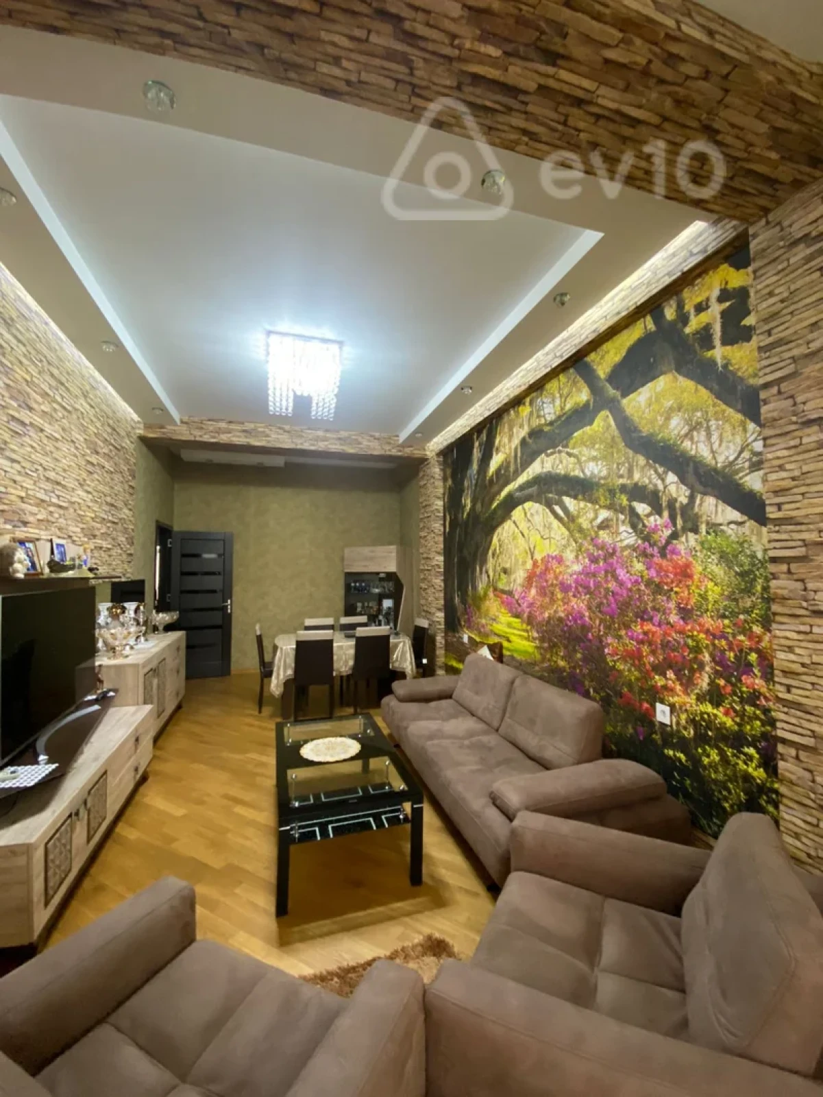 Kirayə verilir 3 otaqlı yeni tikili 100 m²