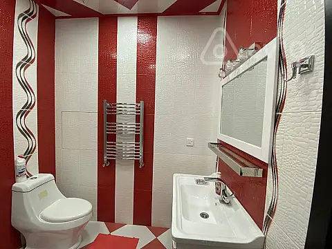 Kirayə verilir 3 otaqlı yeni tikili 100 m²