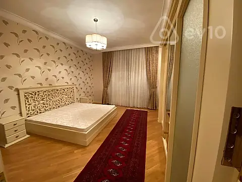 Kirayə verilir 5 otaqlı yeni tikili 220 m²