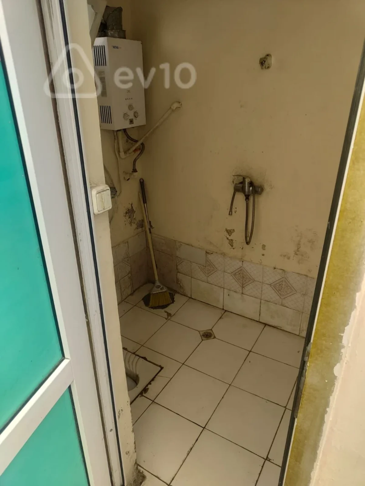 Kirayə verilir 1 otaqlı həyət evi 25 m²