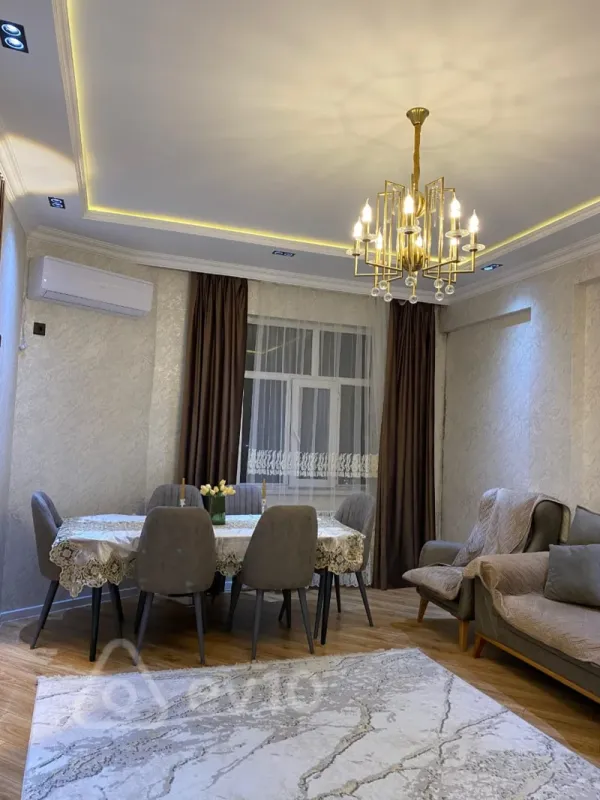 Kirayə verilir 3 otaqlı yeni tikili 120 m²