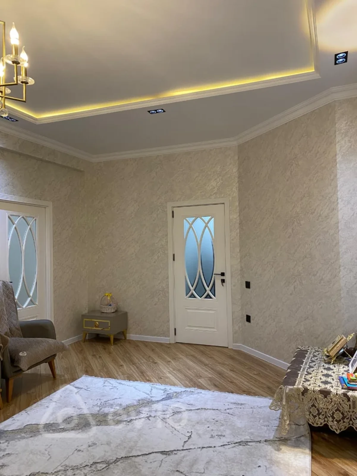 Kirayə verilir 3 otaqlı yeni tikili 120 m²