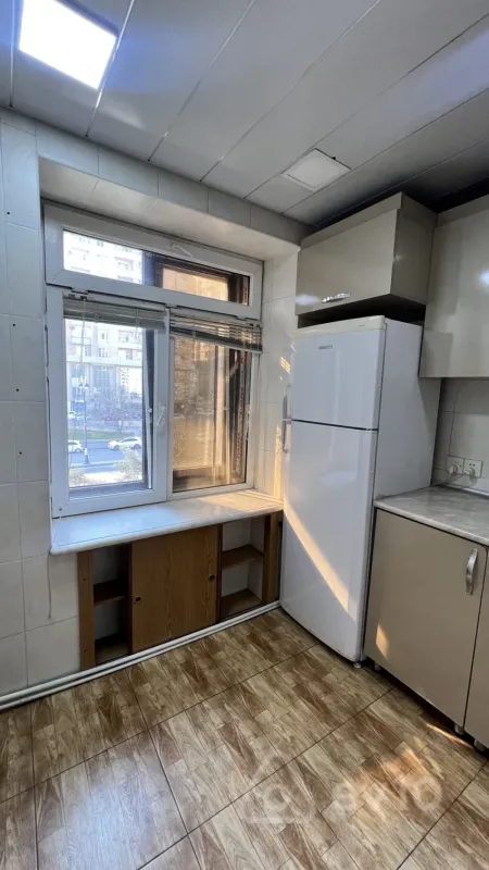 Kirayə verilir 3 otaqlı köhnə tikili 75 m²