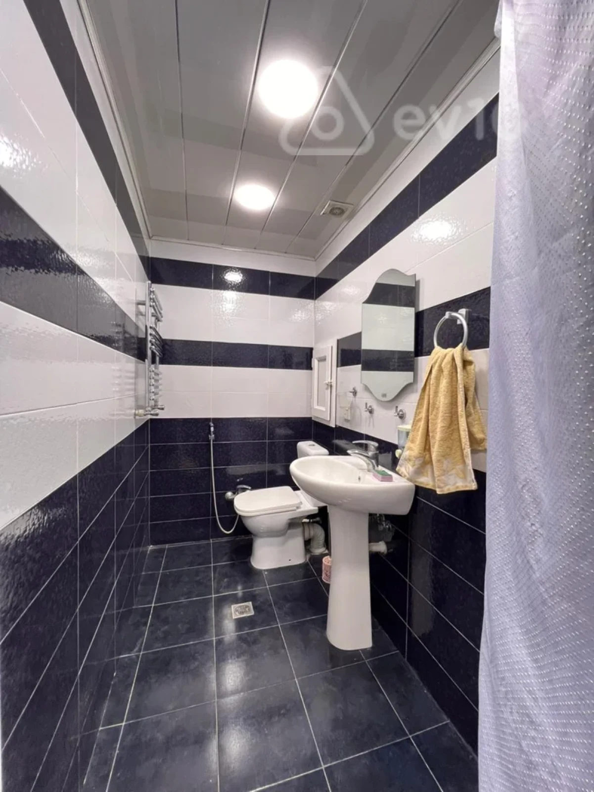 Satılır 3 otaqlı yeni tikili 97 m²