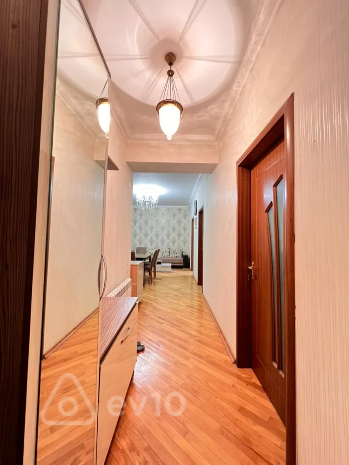 Satılır 3 otaqlı yeni tikili 97 m²