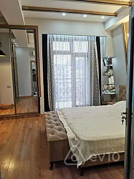 Kirayə verilir 2 otaqlı yeni tikili 80 m²