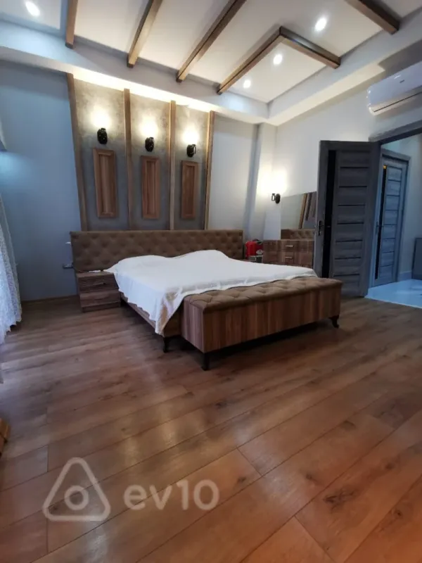 Kirayə verilir 2 otaqlı yeni tikili 80 m²