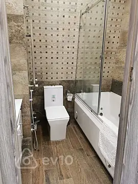 Kirayə verilir 2 otaqlı yeni tikili 80 m²