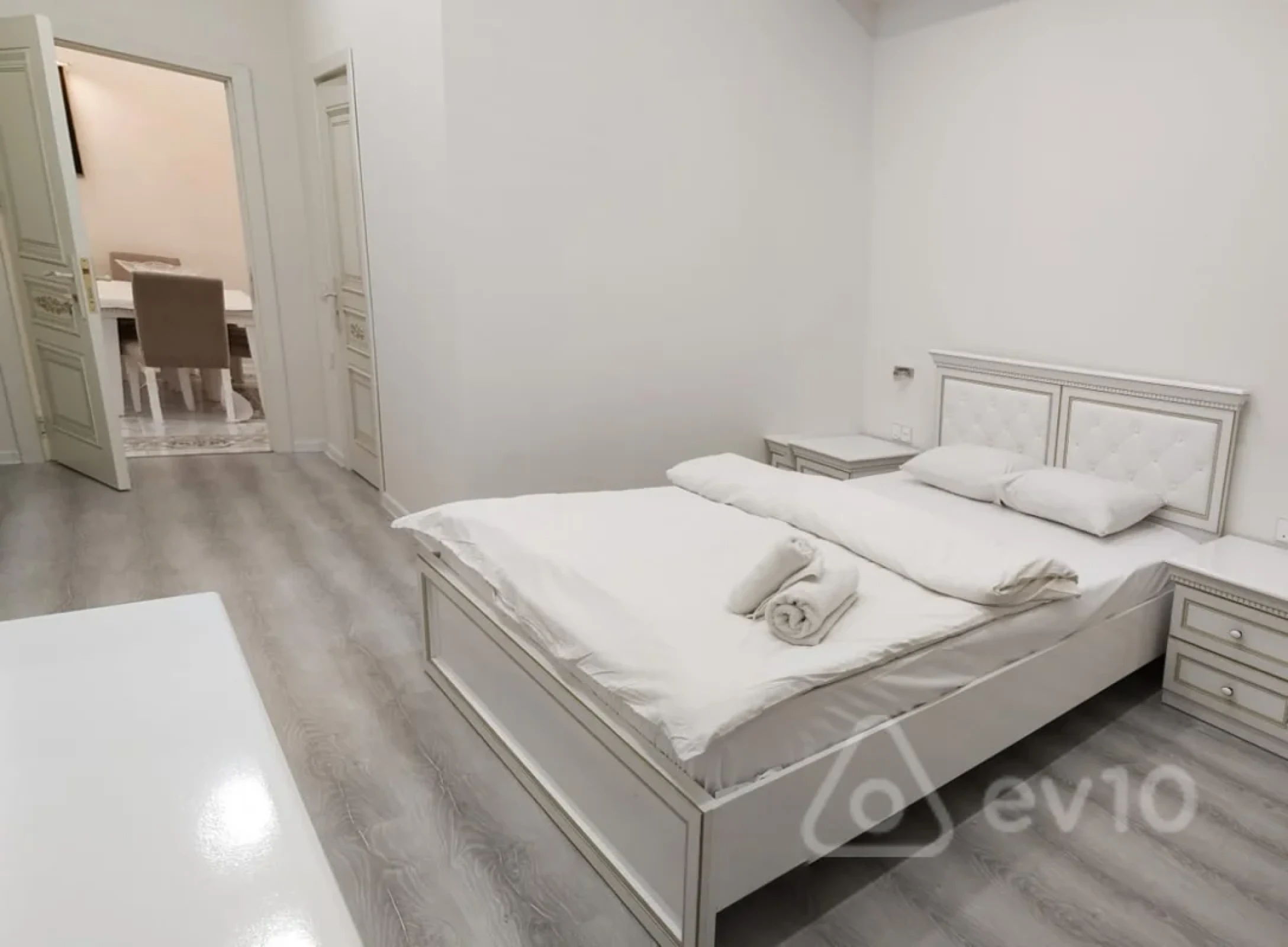 Kirayə verilir 3 otaqlı yeni tikili 100 m²