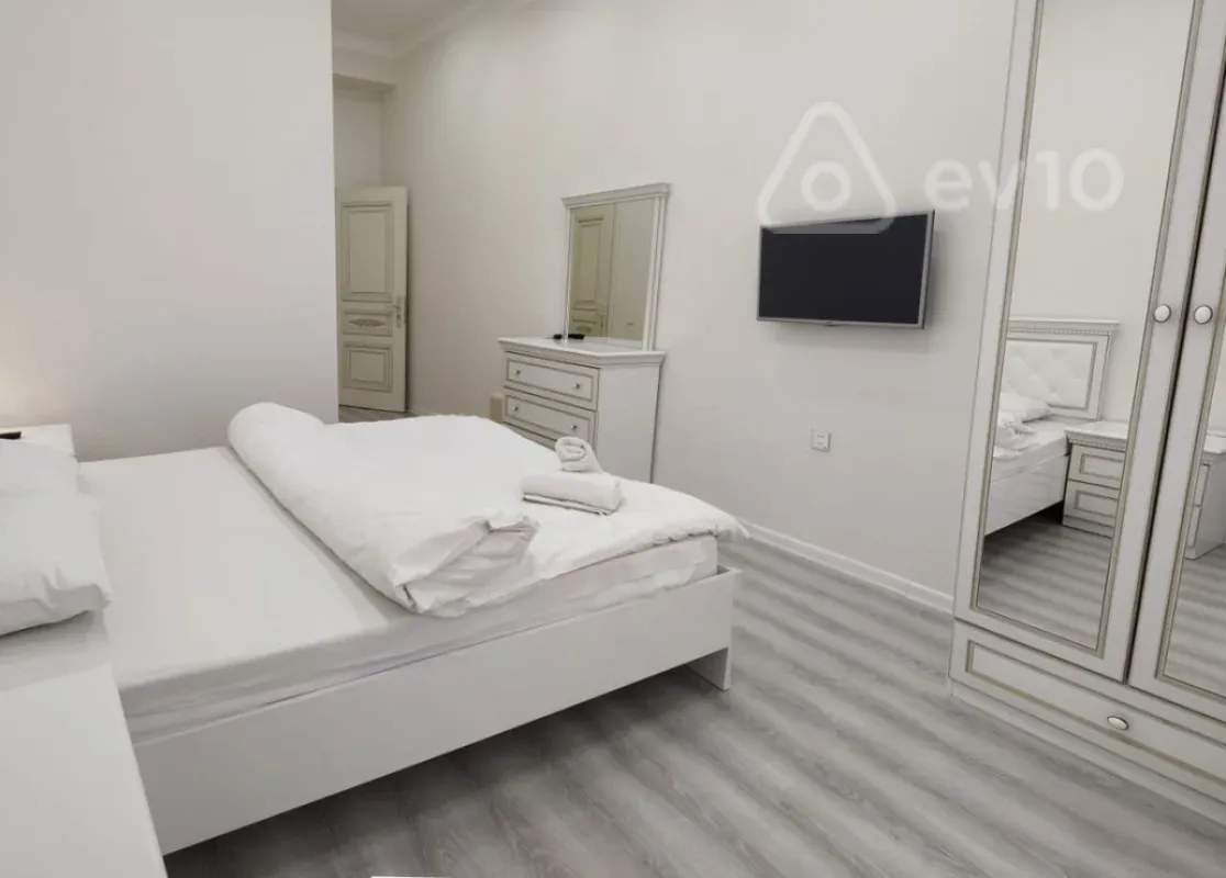 Kirayə verilir 3 otaqlı yeni tikili 100 m²