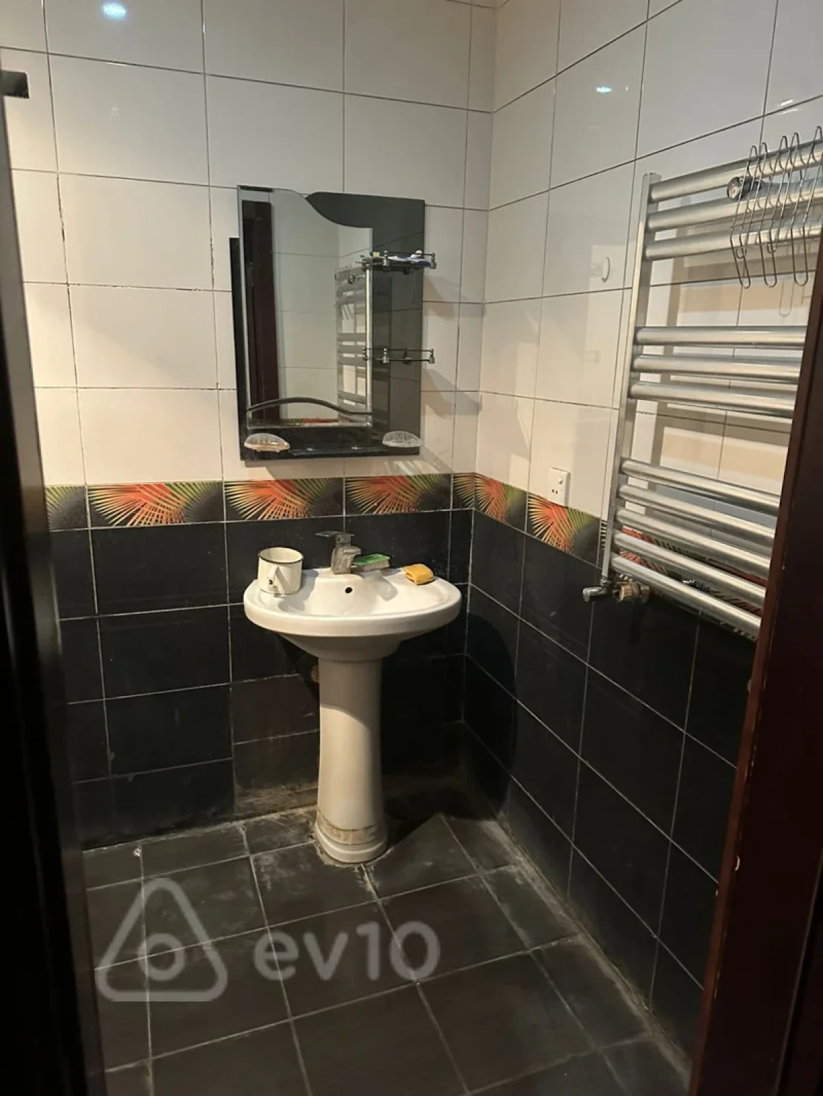 Kirayə verilir 3 otaqlı yeni tikili 125 m²