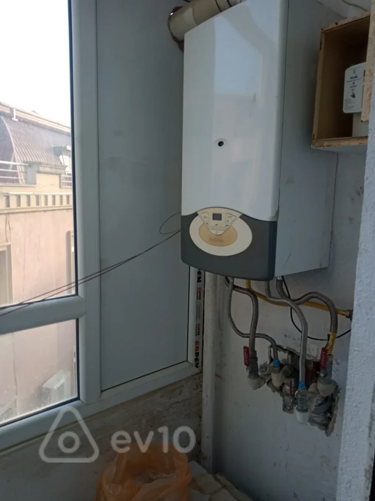 Satılır 2 otaqlı yeni tikili 73 m²