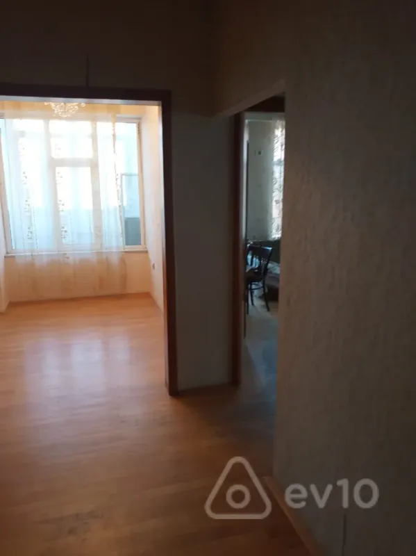 Satılır 2 otaqlı yeni tikili 73 m²