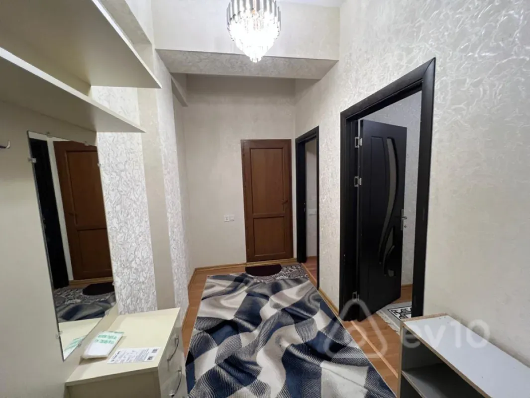 Kirayə verilir 2 otaqlı köhnə tikili 60 m²