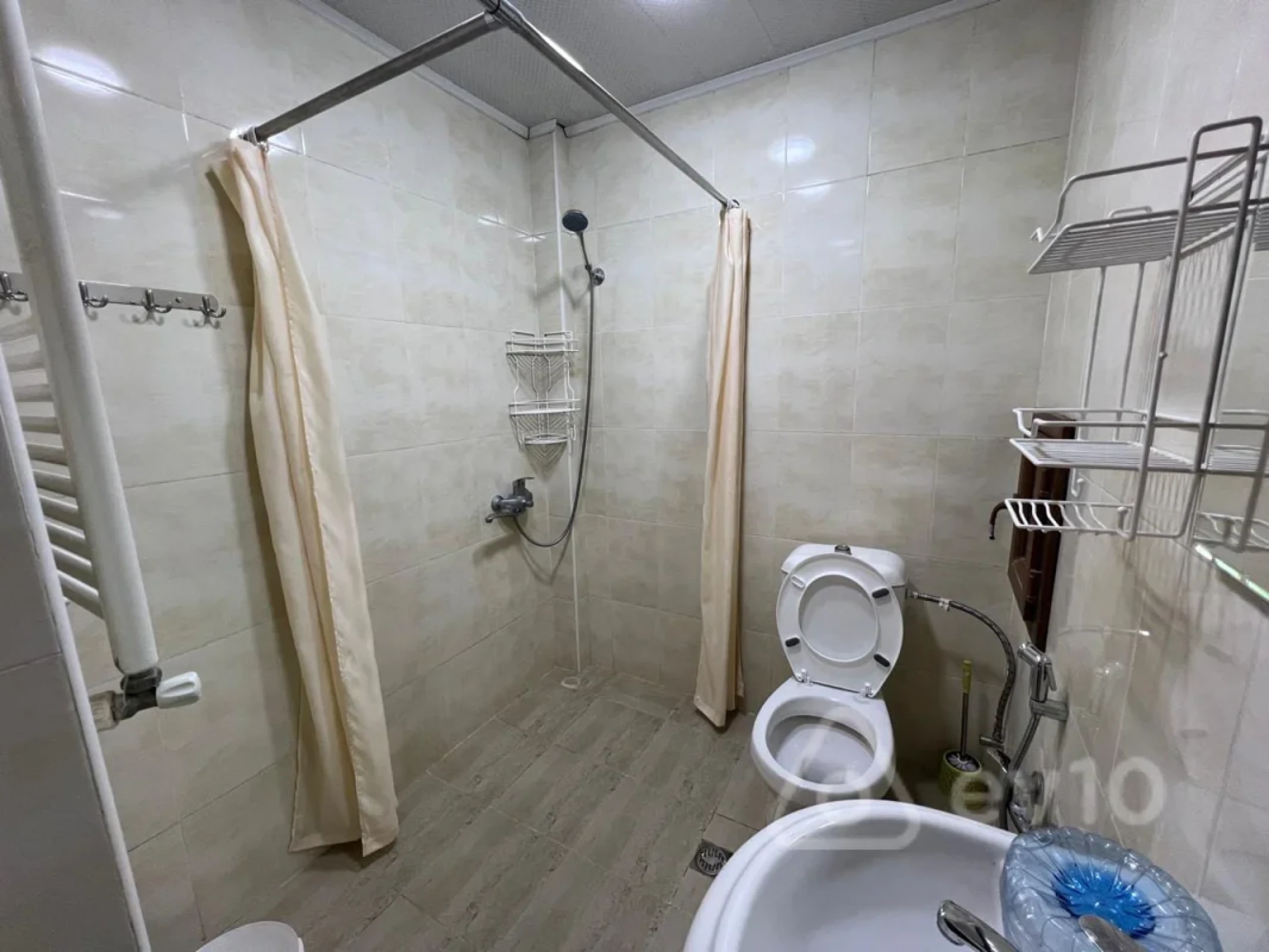 Kirayə verilir 2 otaqlı köhnə tikili 60 m²