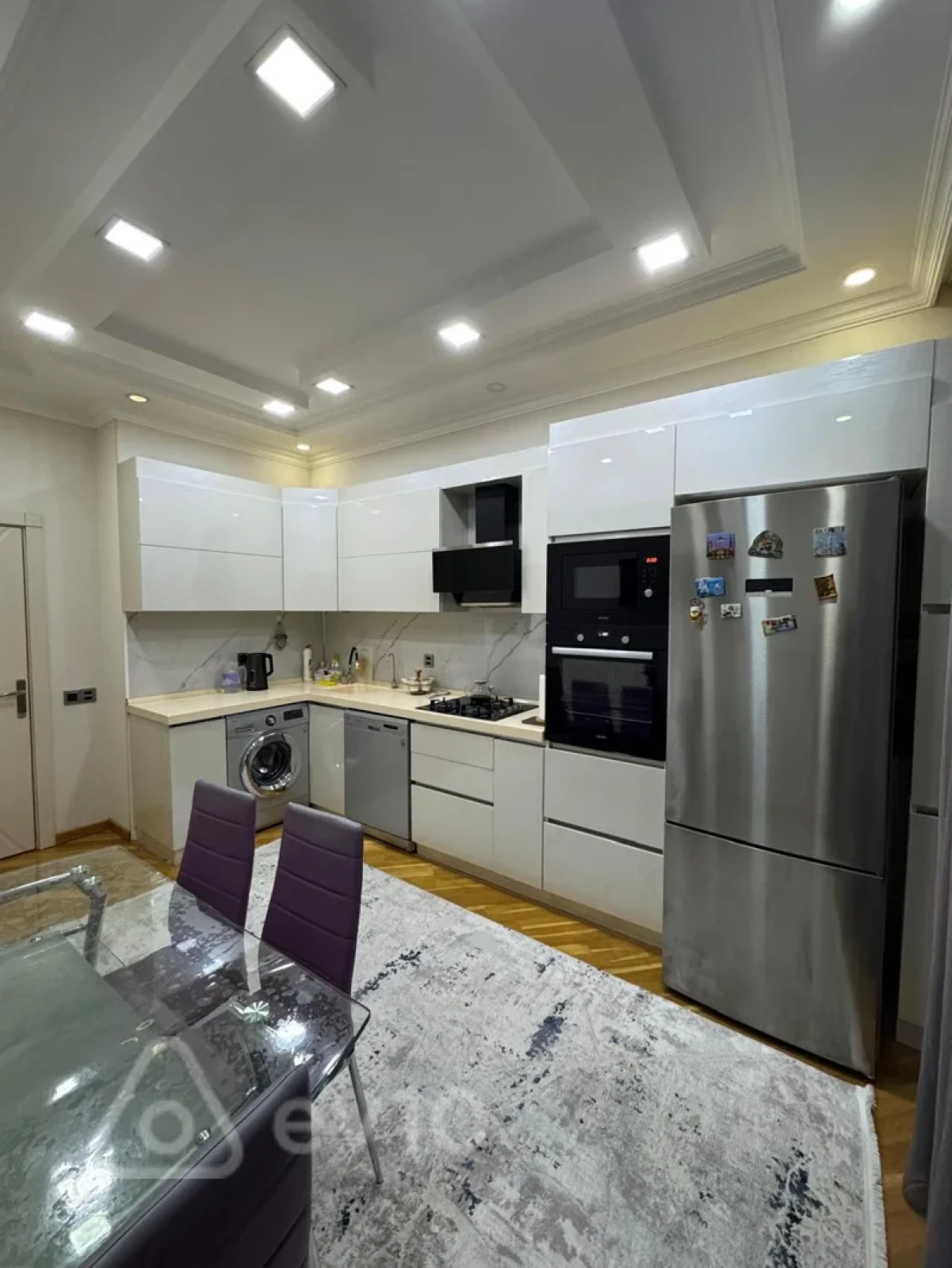 Satılır 3 otaqlı yeni tikili 110 m²