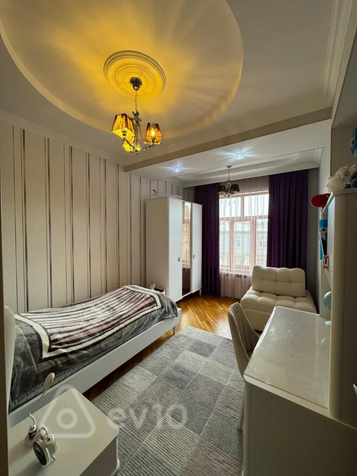 Satılır 3 otaqlı yeni tikili 110 m²