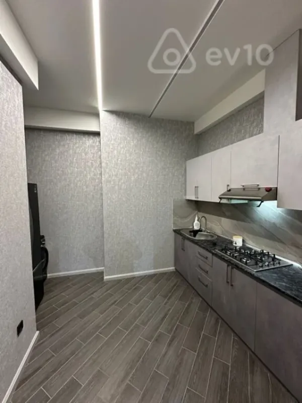 Satılır 2 otaqlı yeni tikili 78 m²