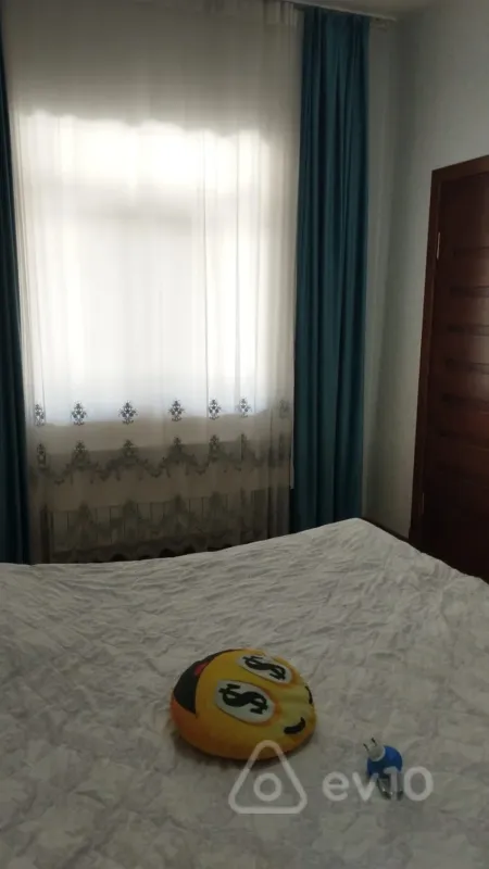 Satılır 4 otaqlı həyət evi 5 m²