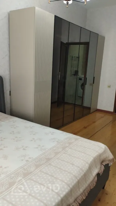 Satılır 4 otaqlı həyət evi 5 m²