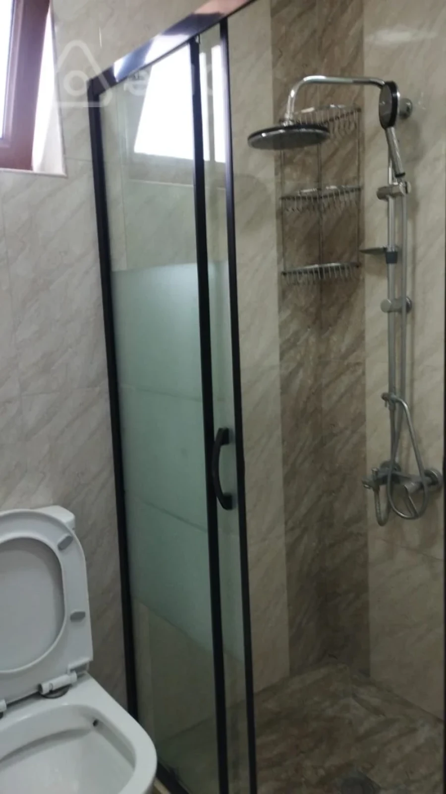 Satılır 4 otaqlı həyət evi 5 m²