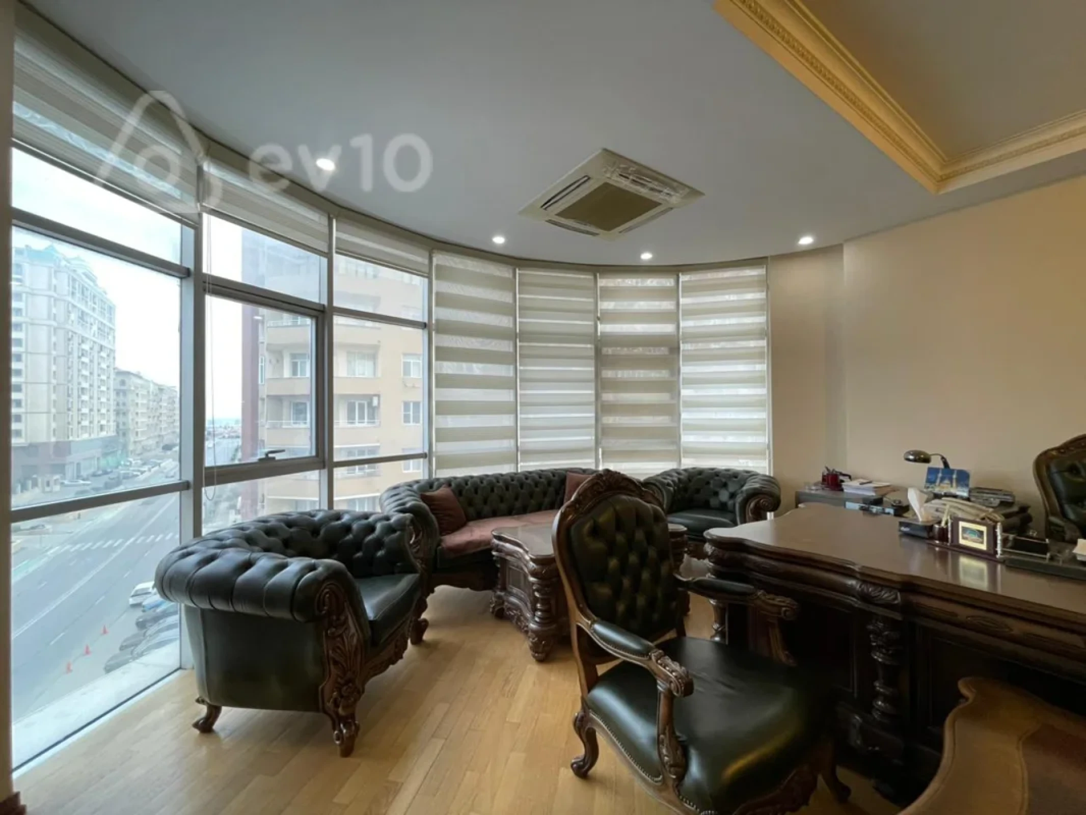 Kirayə verilir 5 otaqlı ofis 180 m²