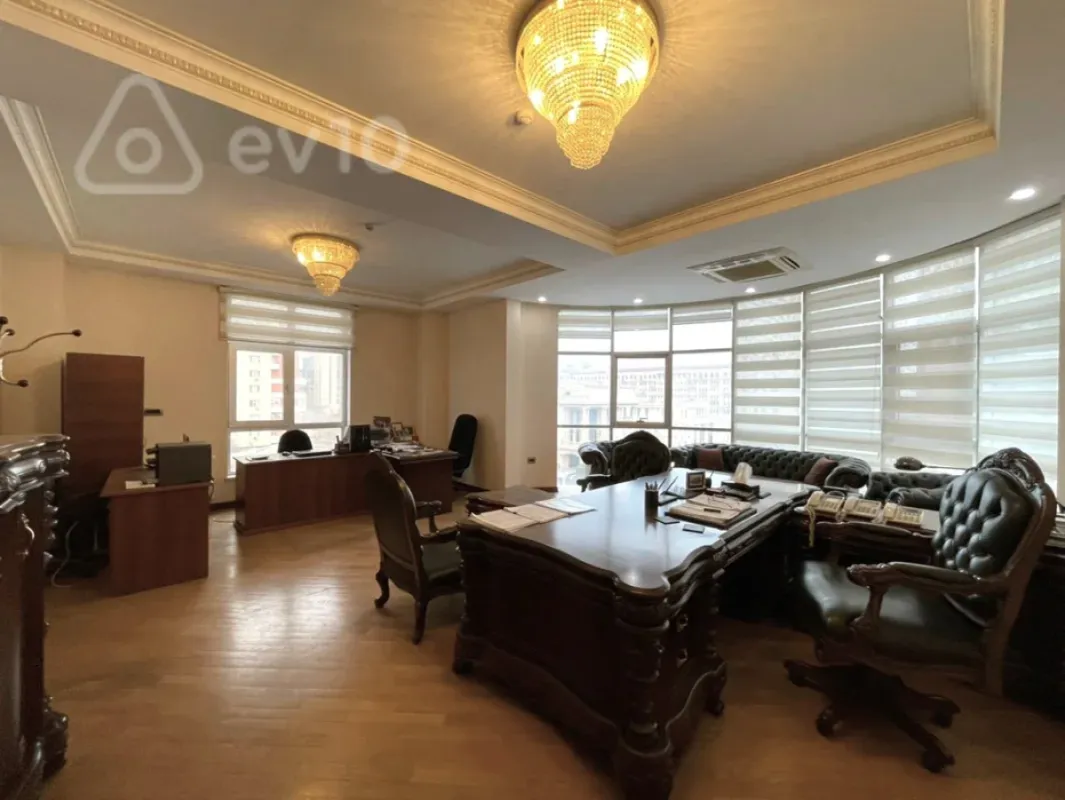 Kirayə verilir 5 otaqlı ofis 180 m²