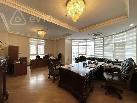 Kirayə verilir 5 otaqlı ofis 180 m²