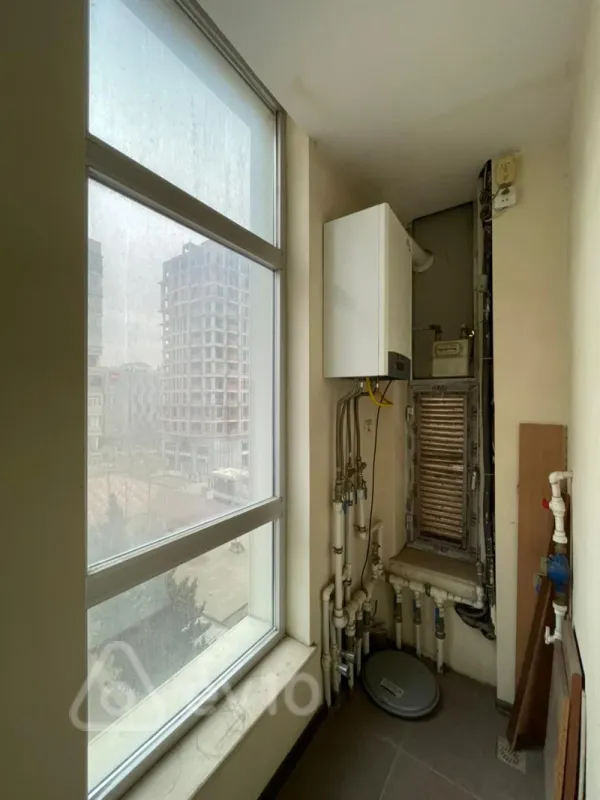 Kirayə verilir 5 otaqlı ofis 180 m²