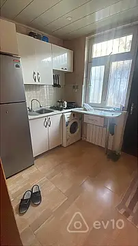 Kirayə verilir 2 otaqlı həyət evi 60 m²
